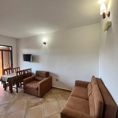 Kamberi Hotel & Apartments 2 Velipoje Luaran gambar