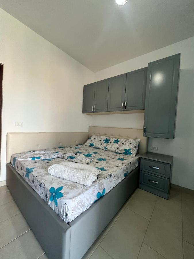 Kamberi Hotel & Apartments 2 Velipoje Luaran gambar
